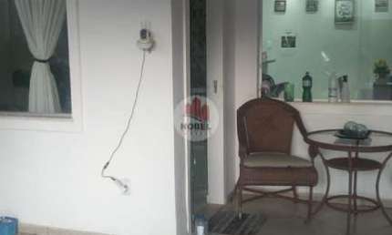 Casa com 3 Quarto(s) e 2 banheiro(s) para Alugar, 125 m² por R$ 2500 / Mês