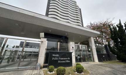Apartamento com 4 quartos à venda na Jorge Teixeira, 808, Candeias, Vitória da Conquista por R$ 2.500.000