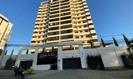 Apartamento com 3 quartos à venda na Jacy Santos Flores, 90, Candeias, Vitória da Conquista por R$ 1.300.000