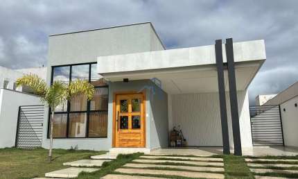 Casa em condomínio fechado com 3 quartos à venda na Rodovia Ba Quadra k Lote 11, 265, Alphaville, Vitória da Conquista por R$ 1.000.000