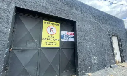 Ponto comercial para alugar na Jackson Prado, 28, Recreio, Vitória da Conquista por R$ 1.800