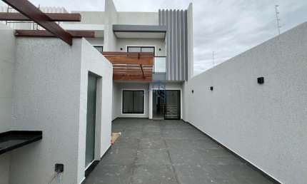 Casa com 4 quartos à venda na Ulisses do Prado Nogueira, 2, Felícia, Vitória da Conquista por R$ 550.000