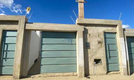 Casa com 2 quartos à venda na Rua C, 1, Primavera, Vitória da Conquista por R$ 215.000