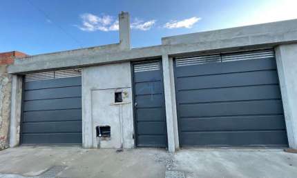 Casa com 3 quartos à venda na M, 1, Felícia, Vitória da Conquista por R$ 295.000