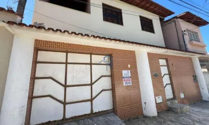 Casa com 4 quartos para alugar na jardim seis, 4, candeias, vitória da conquista por r$ 1.600