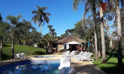 Chácara com 3 dormitórios à venda, 35000 m² por R$ 1.700.000,00 - Centro (São João Novo) - São Roque/SP