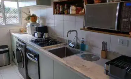 Apartamento com 2 dormitórios à venda, 58 m² por R$ 390.000,00 - Jardim Villaça - São Roque/SP