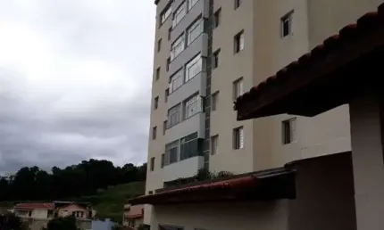 Apartamento com 3 dormitórios à venda, 100 m² por R$ 550.000,00 - Centro - São Roque/SP