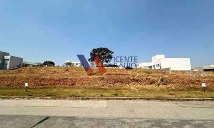 Lote de 1000m² com excelente topografia à venda, condomínio Valle da Serra em Betim.