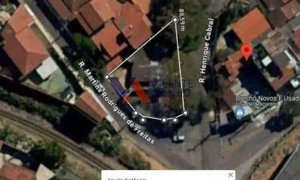 Área de 480m² com duas lojas a venda, bairro Chácara em Betim.