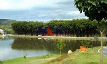 Lote plano, acima do nível da rua , vista linda, Condomínio Montserrat.