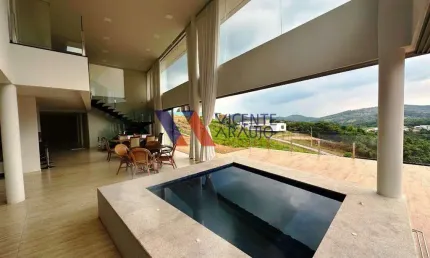 Casa com vista maravilhosa no Condomínio Valle da Serra - Betim/MG