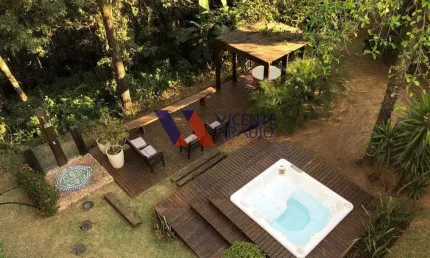 COMPRAR / VENDER / CASA EM CONDOMÍNIO / CONDOMÍNIO MONTSERRAT / BETIM/MG