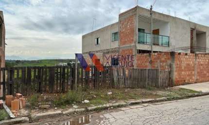 Lote com excelente topográfia e localização à venda, bairro Monte Verde em Betim.