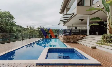 Casa de alto padrão com 4 suites à venda, residencial Monteserrat em Betim.