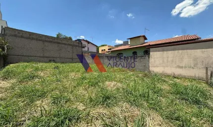 Lote à venda em excelente localização no bairro Jardim Petrópolis, em Betim.