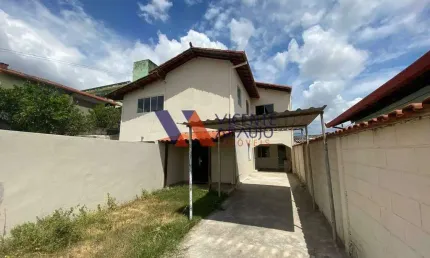 Casa térrea com 4 quartos à venda no bairro Niterói, em Betim.