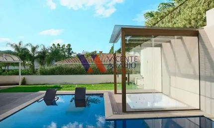 Casa com 4 suítes à venda no Residencial Montserrat - Betim/MG