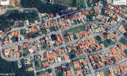 Lote de 420m² à venda no Novo Guarujá, Betim. Rua tranquila e pronto para construir