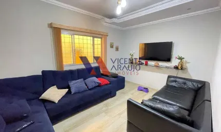 Casa com 3 quartos à venda no coração da cidade de Betim.