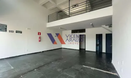 Loja em localização estratégica e com ótima visibilidade disponível para locação.