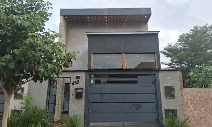 Casa com 3 quartos à venda na Rua Sucupira, 100, Parque dos Laranjais, Campo Grande