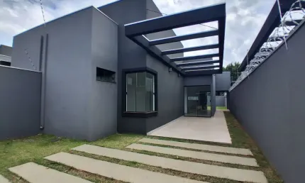Casa com 2 quartos à venda na Rua Santa Bernadete, 5, Vila Santa Luzia, Campo Grande