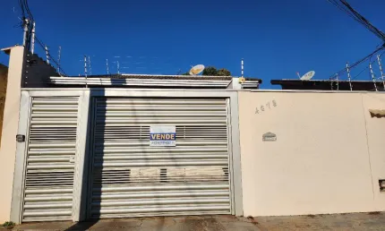 Casa com 2 quartos à venda na 13 De Junho, 4678, Monte Castelo, Campo Grande