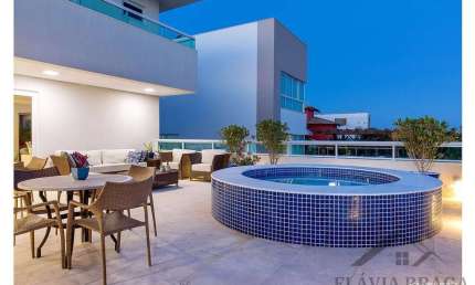 Casa em condomínio fechado com 5 quartos à venda na Rua das Azaléias, Alphaville II, Salvador por R$ 5.600.000