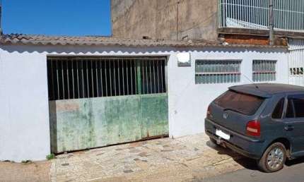 Vendo Casa 2 quartos na Quadra 29 do Paranoá !!! 220.000 !!!