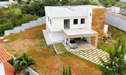Casa de condomínio para venda tem 400 Vendo Sobrado Espetacular no Conmetros quadrados com 4 quartos