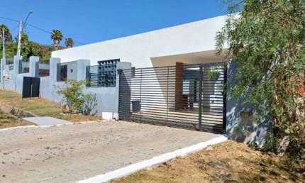 Vendo Belíssima Casa Térrea 03 Quartos no Condomínio Quintas do Sol !!! 1.350.000 !!!