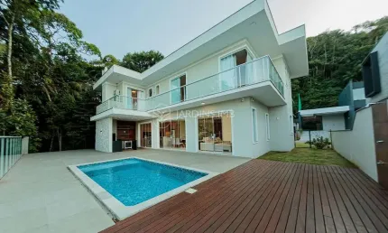 Casa em condomínio fechado com 4 quartos à venda na Rua Frei Caneca, América, Joinville