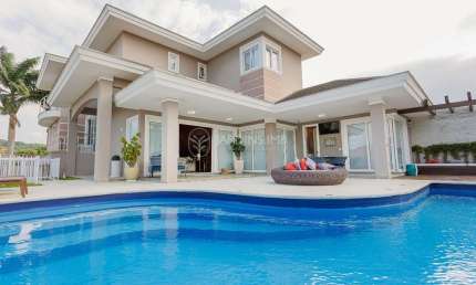 Casa com 4 quartos à venda na Rua Ernesto Friedrichsen, Glória, Joinville