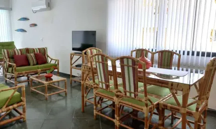 Apartamento para Locação em Guarujá, Enseada, 3 dormitórios, 1 suíte, 2 banheiros, 1 vaga