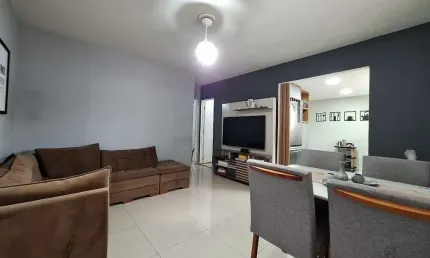 Maravilhosa casa linear reformada no Village do Horto