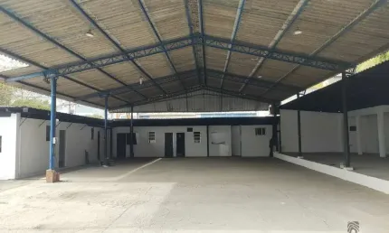 Barracão / Galpão / Depósito para alugar na Avenida Prefeito Aristeu Ferreira da Silva, 585, Granja dos Cavaleiros, Macaé