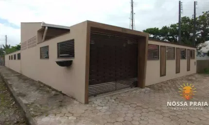 Casa com 4 dormitórios à venda, 180 m² por R$ 800.000,00 - Brasília - Itapoá/SC