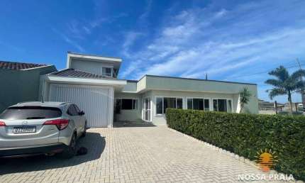 IMPERDÍVEL!! Casa a 650 metros do mar com 3 dormitórios à venda, 194 m² por R$ 850.000 - Itapema do Norte Gleba II - Itapoá/SC
