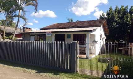 Casa com 2 dormitórios à venda, 56 m² por R$ 265.000,00 - Itapema do Norte Gleba II - Itapoá/SC