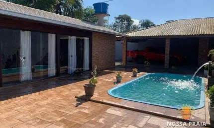 Casa com 3 dormitórios à venda, 190 m² por R$ 600.000,00 - Brasília - Itapoá/SC