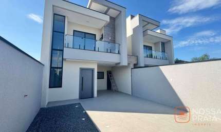 Sobrado com 3 dormitórios à venda, 129 m² por R$ 819.000,00 - Rainha do Mar - Itapoá/SC