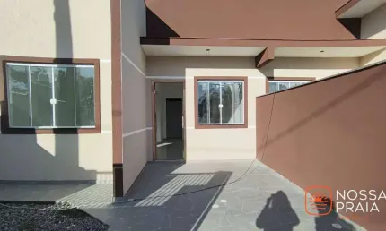 Casa com 2 dormitórios à venda, 71 m² por R$ 295.000,00 - Cambiju - Itapoá/SC