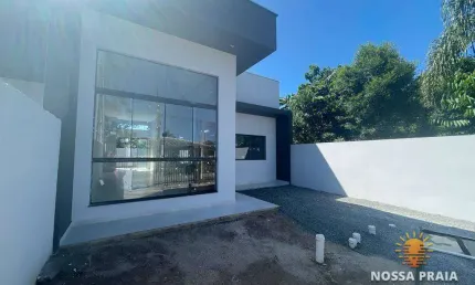 Casa alto padrão a 500 metros da praia com 2 dormitórios à venda, 88 m² por R$ 450.000 - Itapoá - Itapoá/SC