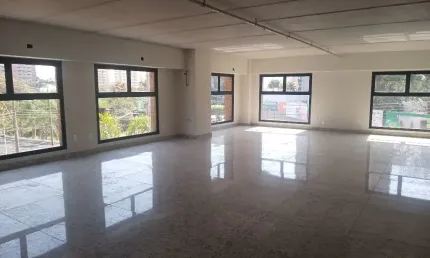 IMÓVEL COMERCIAL PARA ALUGAR DE 189 M² NA AVENIDA JOSÉ MUNIA