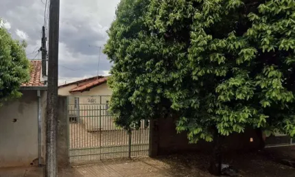 Casa 34 m² - Conj. Hab. Francisco José de Oliveira Ratto - Lins - SP