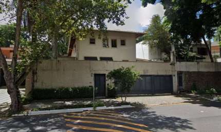 Casa à venda na Rua das Begônias, 99, Cidade Jardim, São Paulo