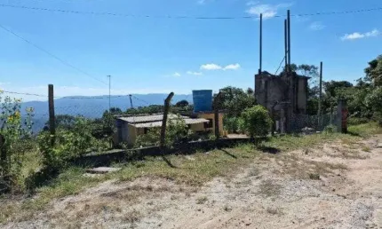 Casa e Galpão em Terreno 2.360 m² - Chácaras Hortolândia - Mairiporã - SP