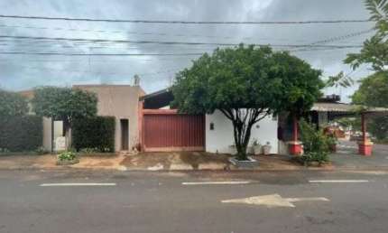 Casa à venda na Avenida 3, 2550, América, Barretos
