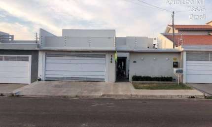 Casa com 2 quartos à venda na Rua 8-a, 146, Centro, Água Boa